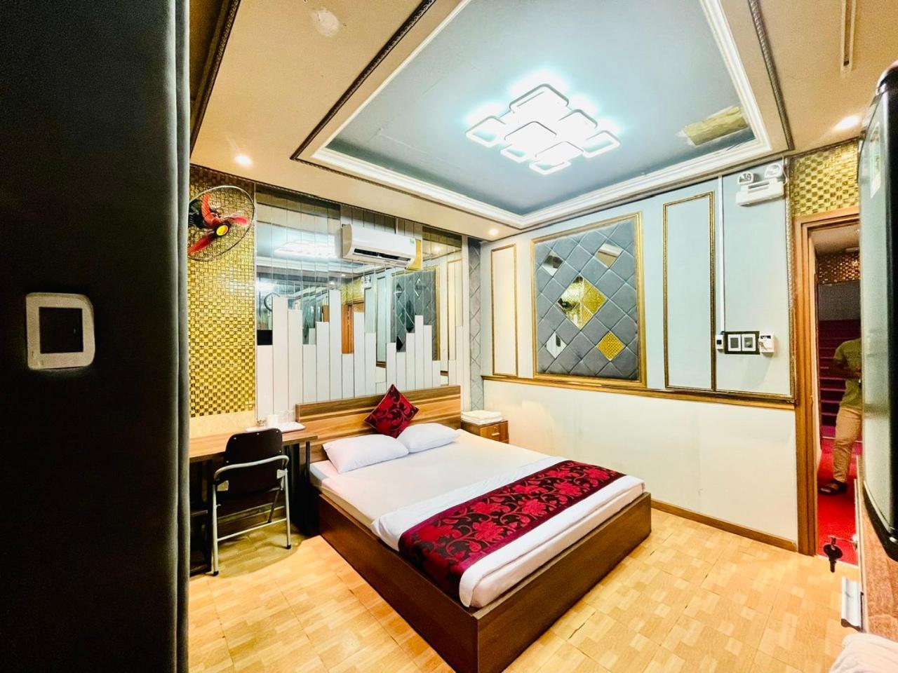 King Hotel Kitchen Ho Chi Minh City Exterior photo