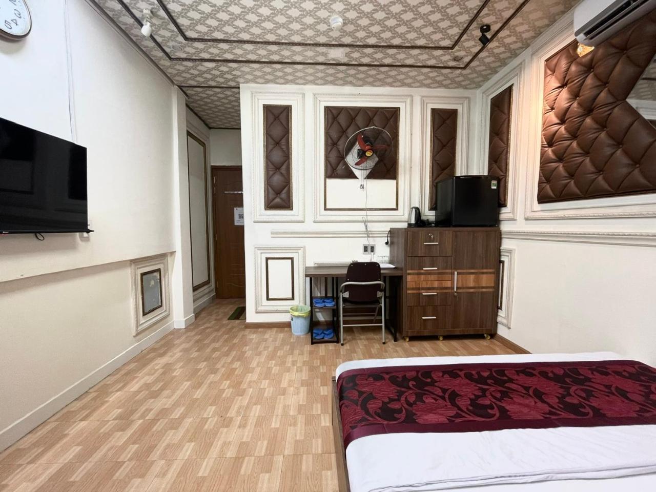 King Hotel Kitchen Ho Chi Minh City Exterior photo